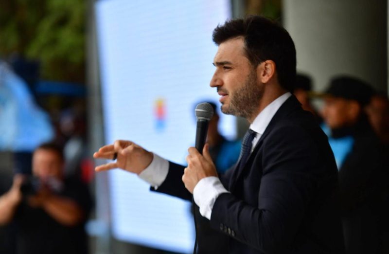 <strong>Encuesta: Torres duplica a Luque y Milei tiene más de 62% de negativa en Chubut</strong>