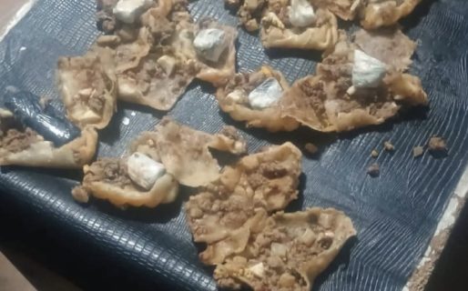Llevaba comida para un interno y descubrieron droga oculta en una empanada