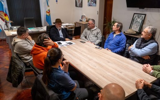 Othar recibió a la dirigencia deportiva para avanzar en la puesta en valor del Albergue Municipal Evita