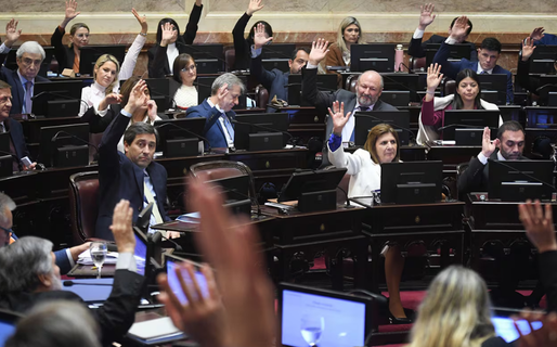 Senado: el oficialismo busca aprobar la quita de subsidios en zonas frías y la reforma del Banco Central