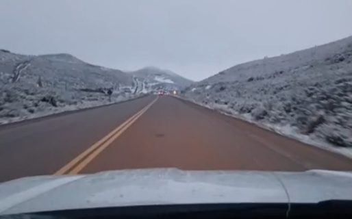 El frente frío se siente con fuerza en la ciudad: Así luce la zona de El Trébol tras la nevada matutina