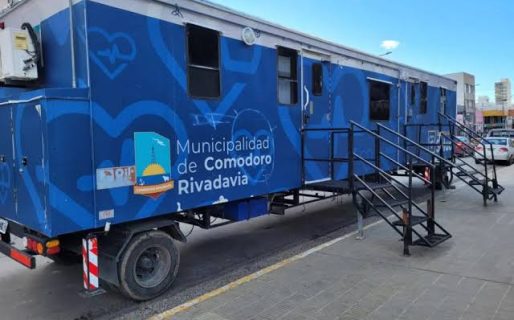 El Tráiler de Salud continúa su atención en Km 8: conocé el cronograma de la semana