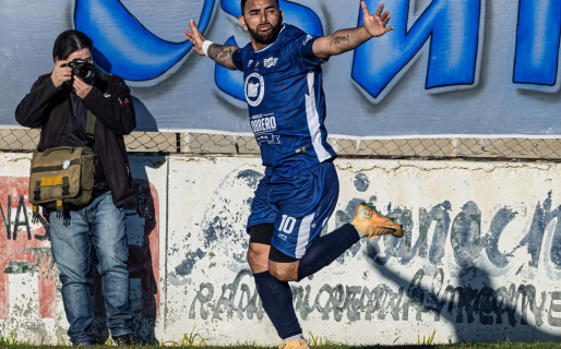 Newbery se adueñó del Clásico, tiene puntaje ideal y complicó a Huracán