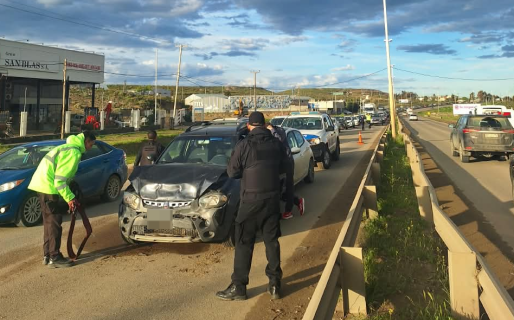 Una colisión entre varios vehículos complicó el tránsito en la Avenida Yrigoyen