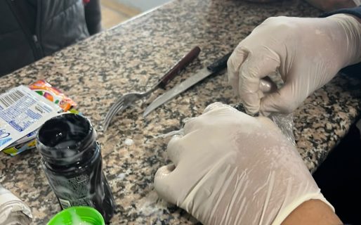 <strong>Intentó ingresar marihuana escondida en un desodorante para un preso</strong>