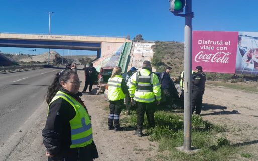 Colisión entre dos automóviles a la altura del puente del barrio Castelli