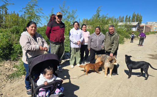 Vecinalistas del barrio Las Américas denunciaron calles intransitables, acumulación de basura y falta de servicios básicos