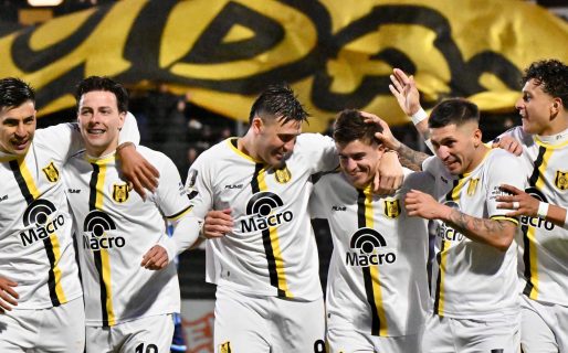 Deportivo Madryn goleó a San Telmo y se afianza en puestos de Reducido