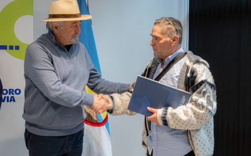 Othar entregó 50 viviendas modulares con terreno a vecinos afectados por el cerro Hermitte