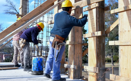 Los indicadores económicos mejoraron en agosto, pero persisten las dudas sobre la recuperación