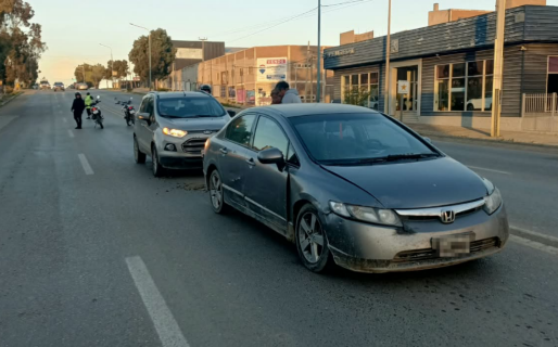 Dos autos protagonizaron un accidente esta tarde: no hubo heridos