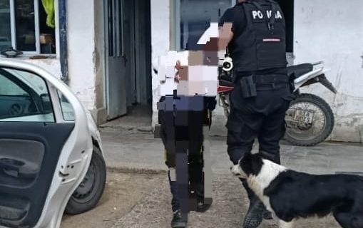 Detuvieron a un joven tras un presunto hurto en un comercio de La Floresta