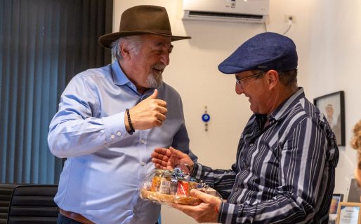 Othar recibió al histórico entrenador de hockey Sergio “Cachito” Vigil