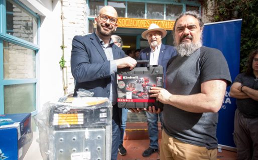 Fortalecen la Dirección de Vecinales con la entrega de nuevos equipamientos y herramientas de trabajo