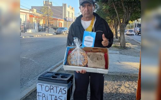 Vende productos caseros para sostener a su familia: «Se me hace muy difícil»