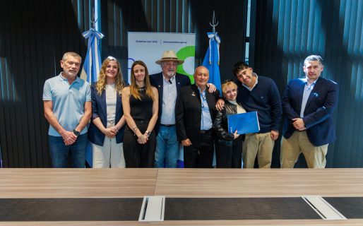 Othar encabezó una nueva entrega de terrenos a familias de la ciudad