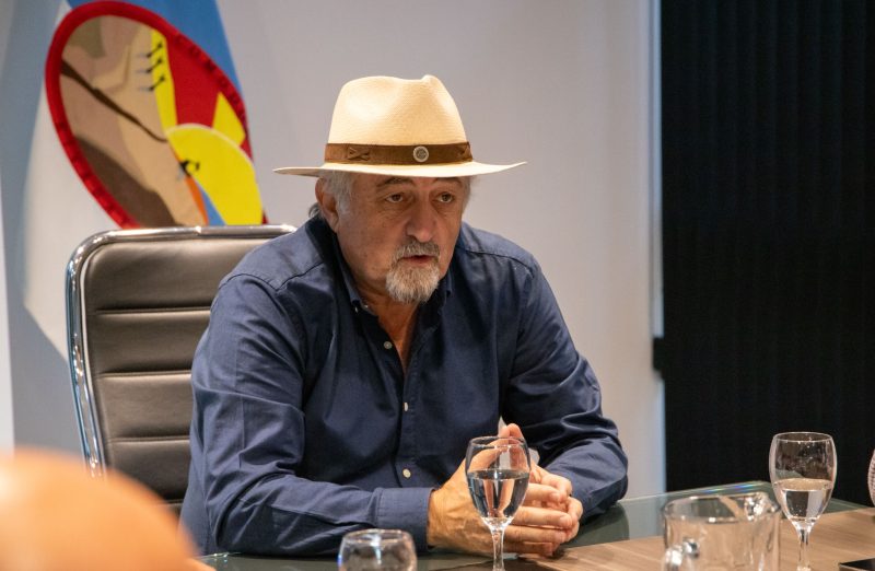 Othar: «Sampaoli elije poner palos en la rueda por capricho»