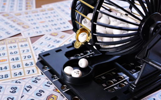 Cantaron “bingo”, no quisieron pagarles el premio y terminaron presos por reclamar: demandaron al casino y la Justicia no dudó