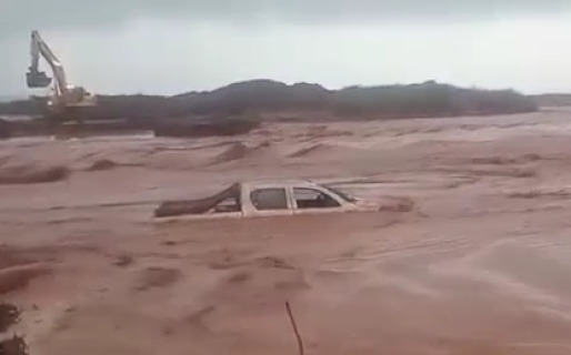 Un trabajador de Comodoro estaría grave tras quedar atrapado en un temporal en Neuquén