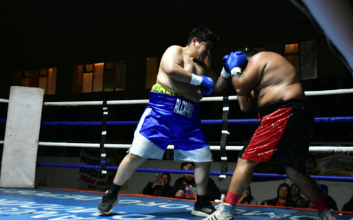 Alcapán volvió al ring con un triunfo por descalificación