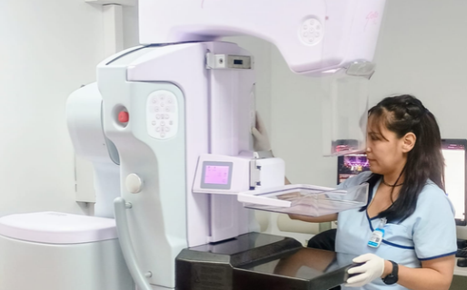Octubre Rosa: hospitales cabecera ya realizaron más de 450 mamografías