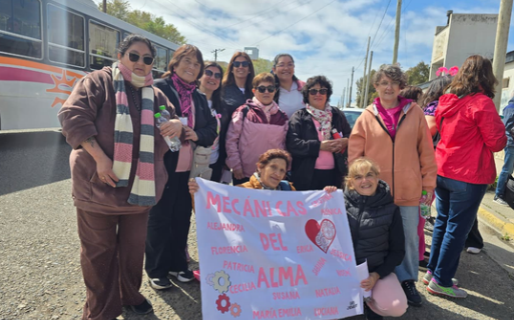 Mecánicas del Alma participó de la Caminata Rosa y compartió su experiencia de contención