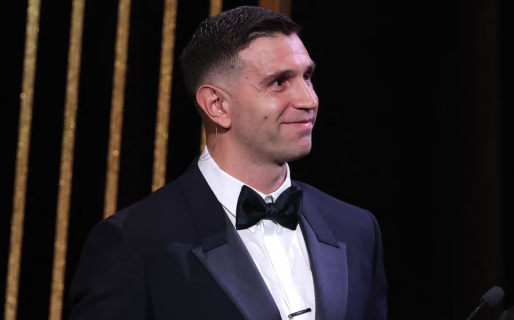 Balón de Oro: Dibu Martínez quedó en el quinto puesto entre los mejores arqueros de la temporada