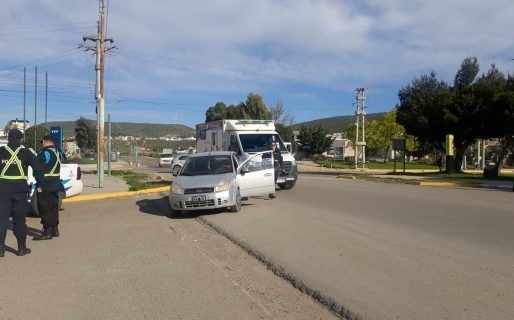 Choque en la rotonda de la villa balnearia: Dos vehículos colisionaron frente a la Comisaría