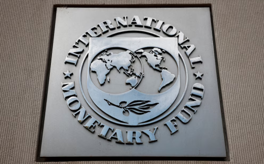 El staff del FMI aprobó la tercera revisión del acuerdo con la Argentina y allanó el camino para un desembolso de USD 900 millones