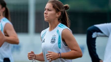 Emma Díaz llevará el fútbol comodorense al Mundial Sub 17 con Argentina