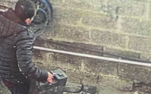 Denuncian que un hombre entró a robar a una vivienda del barrio José Fuchs