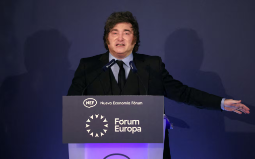 Milei admitió que la economía se desacelera y vinculó la suba del riesgo país con la incertidumbre electoral y el contexto global