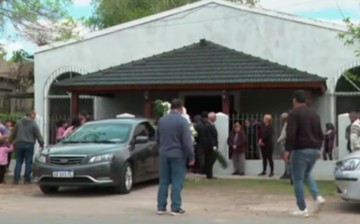 Familiares y amigos despidieron a Aixa, la joven de 20 años asesinada en Tigre