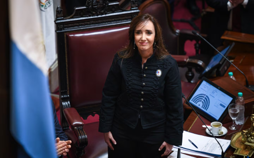 Victoria Villarruel lanzó un programa de alivio financiero para los trabajadores del Senado y marcó otra diferencia con Milei